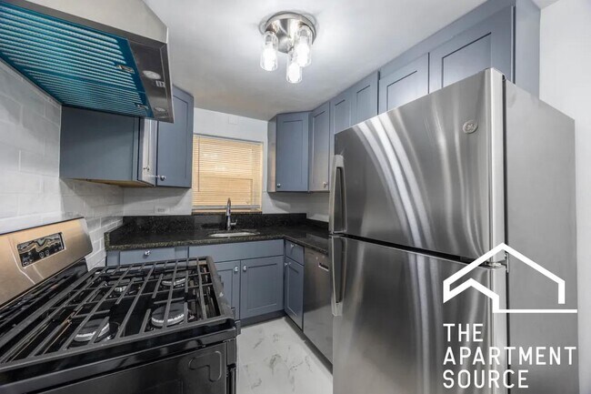 property at 2754 W North Shore Ave