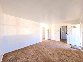 359 W 49th St in San Bernardino, CA - Building Photo - Building Photo