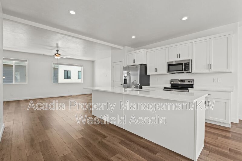 419 Wood Stream Rd in American Fork, UT - Building Photo