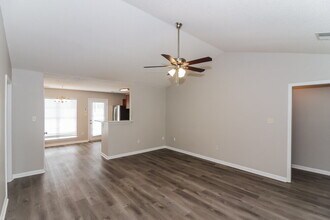 10734 Ridgefield Dr in Olive Branch, MS - Building Photo - Building Photo