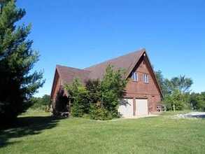 4284 State Rd J in Fulton, MO - Building Photo - Building Photo