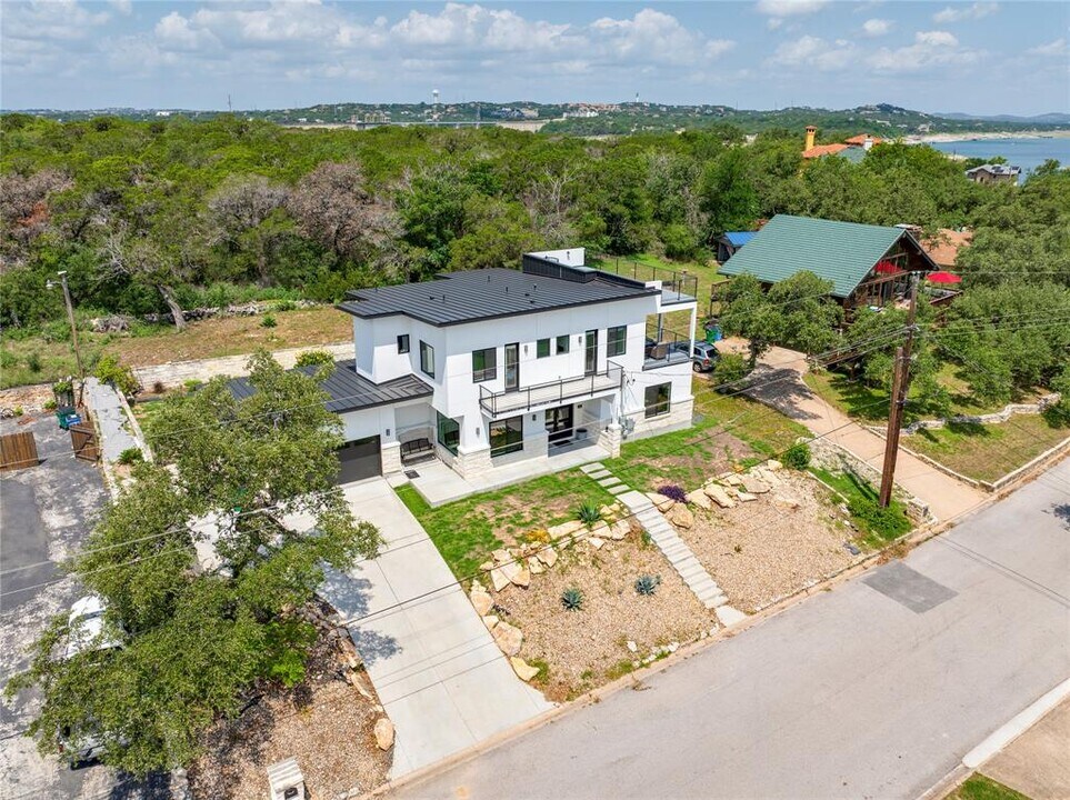 13209 Mansfield Dr in Austin, TX - Building Photo