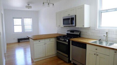 143 Nelson Ave in Jersey City, NJ - Foto de edificio - Building Photo