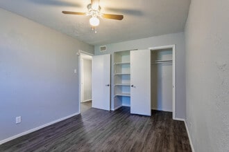 Arterra Apartments in Dallas, TX - Building Photo - Interior Photo