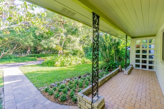 6290 SW 86th St in Miami, FL - Building Photo - Building Photo