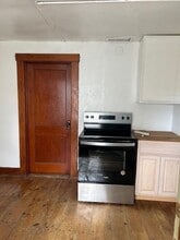 258 Wallingford Ave in Athol, MA - Building Photo - Building Photo