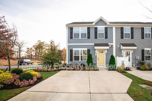 property at 2 Mulberry ln