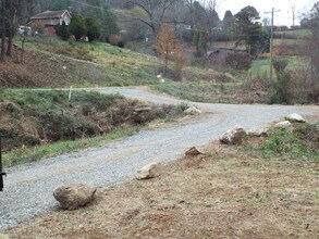 2262 Little Savannah Rd in Sylva, NC - Building Photo - Building Photo