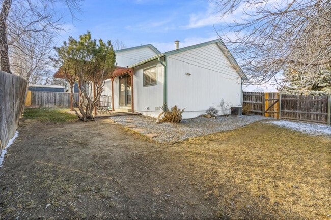 2264 Danielle Ct in Loveland, CO - Building Photo - Building Photo