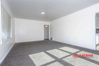 312 S Myrtle St in Bakersfield, CA - Building Photo - Building Photo