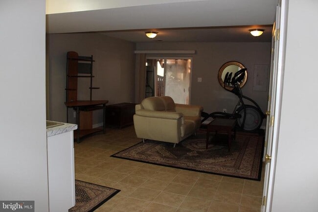 property at 14186 Hunters Run Way