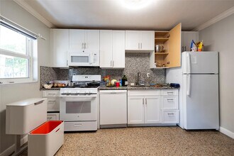 5448 NE 3rd Ter. in Fort Lauderdale, FL - Building Photo - Building Photo