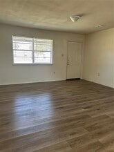 1520 Coral Cut Off in Azle, TX - Building Photo - Building Photo