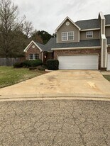 114 W Shore Dr in Saltillo, MS - Building Photo