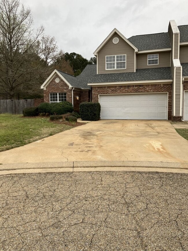 property at 114 W Shore Dr