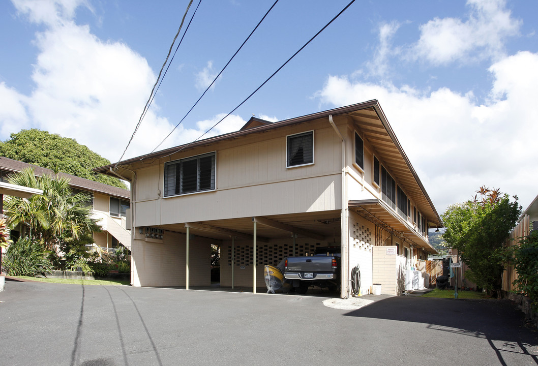 1502 Pensacola St in Honolulu, HI - Building Photo