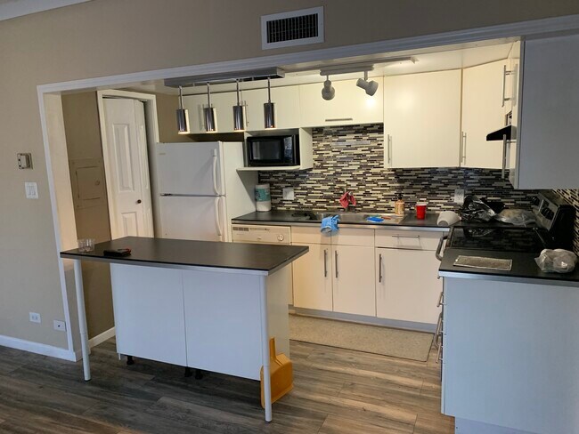 9995 E Harvard Ave, Unit 216