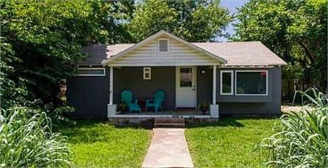 property at 1321 S Washington Ave