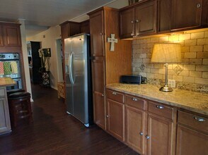 2204 Forest Trail in Austin, TX - Building Photo - Building Photo