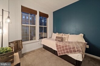 852 Regents Square in Oxon Hill, MD - Building Photo - Building Photo