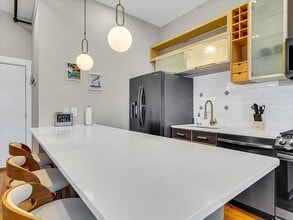 281 Essex St in Salem, MA - Building Photo - Building Photo