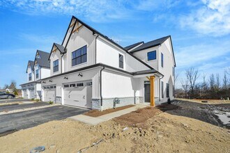 5491 Fawnsbury Ct in Powell, OH - Foto de edificio - Building Photo