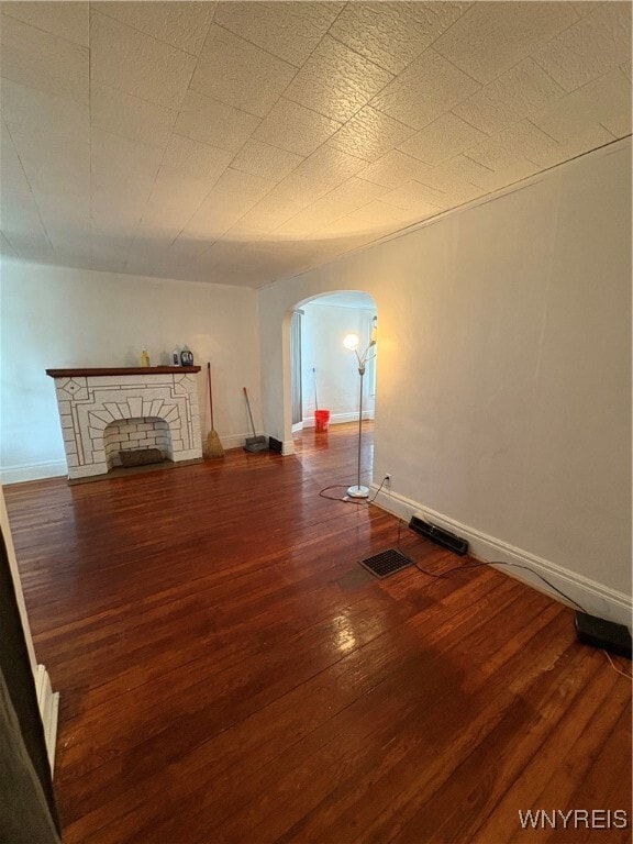 310 E Delavan Ave in Buffalo, NY - Building Photo - Building Photo