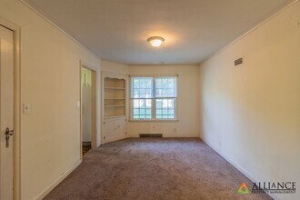 1016 Bertrand St in Manhattan, KS - Building Photo - Building Photo