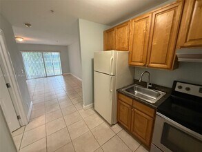 4271 NW 5th St in Plantation, FL - Building Photo - Building Photo