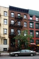 148 Henry St in New York, NY - Building Photo