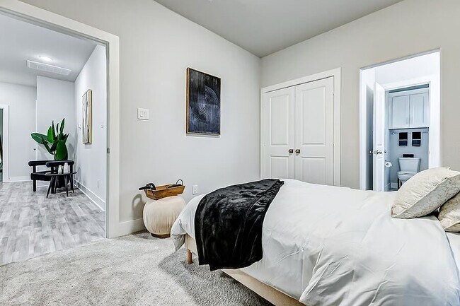 property at 4677 Bellfort Ave