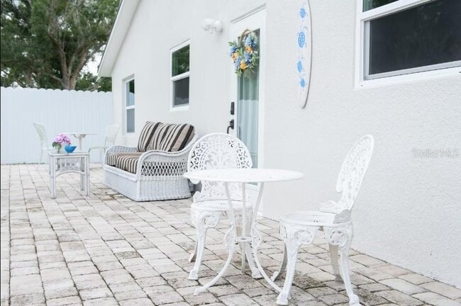 6420 Canary St in Sarasota, FL - Building Photo - Building Photo