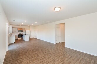 545 Samuel Lee Ln in Murfreesboro, TN - Foto de edificio - Building Photo