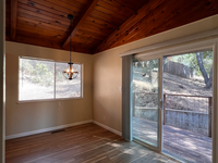 951 Shaws Flat Rd in Sonora, CA - Building Photo - Building Photo