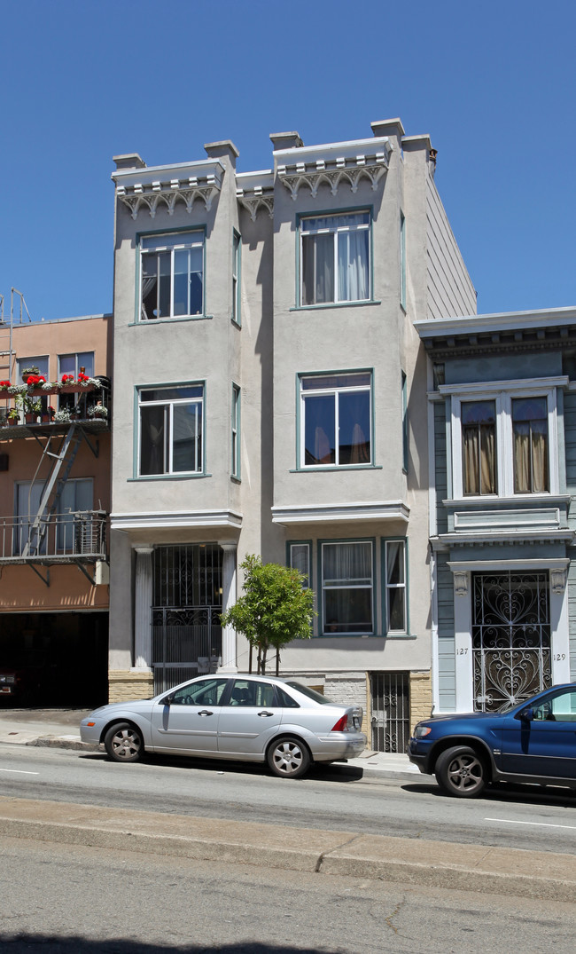 125 Guerrero St in San Francisco, CA - Building Photo - Building Photo