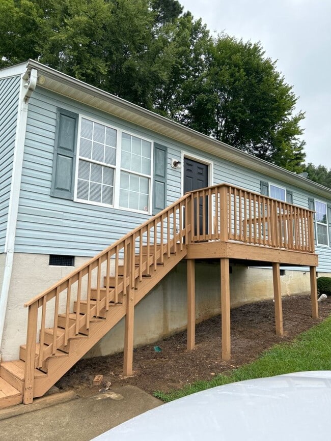 property at 1846 Gathings Rd