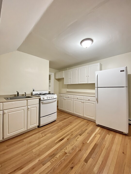 120 Beacon St, Unit 185-3 in Somerville, MA - Foto de edificio