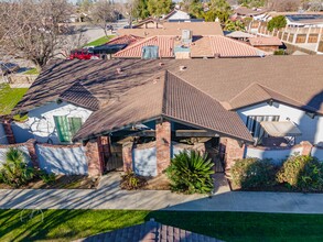 4406 Orrick Ct in Bakersfield, CA - Building Photo - Building Photo