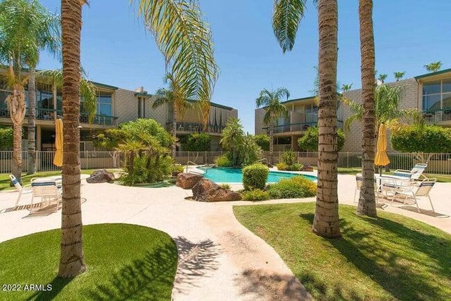 334 W Medlock Dr in Phoenix, AZ - Building Photo - Building Photo