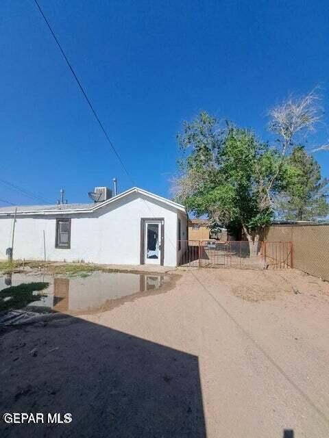 property at 619 NE Camp St