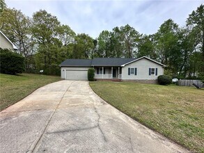 7904 Gaza Ct in Fayetteville, NC - Building Photo - Building Photo