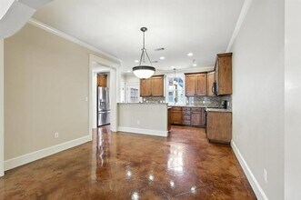 1207 S Adams St in Fort Worth, TX - Building Photo - Building Photo