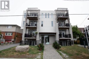 1308 Thames St in Ottawa, ON - Building Photo