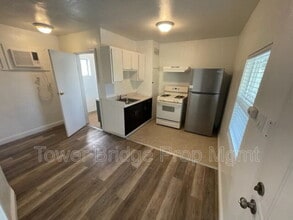 6004 Martin Luther King Jr Blvd in Sacramento, CA - Building Photo - Building Photo