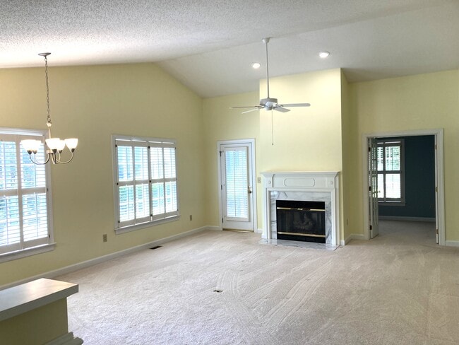 1243 Cranebridge Pl in Chapel Hill, NC - Building Photo - Building Photo