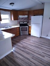 6538 Hacklebarney Dr in Blackshear, GA - Building Photo - Building Photo