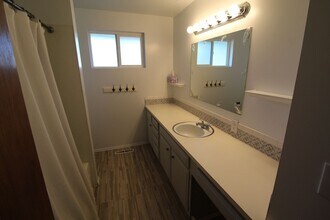 4906 W Francis Ave in Spokane, WA - Building Photo - Building Photo