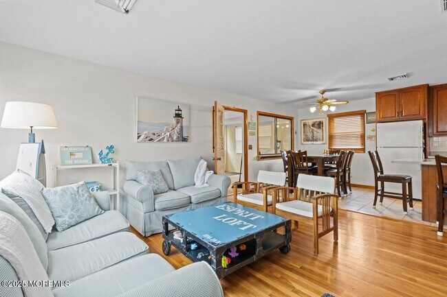 100 3rd Ave in Lavallette, NJ - Building Photo - Building Photo