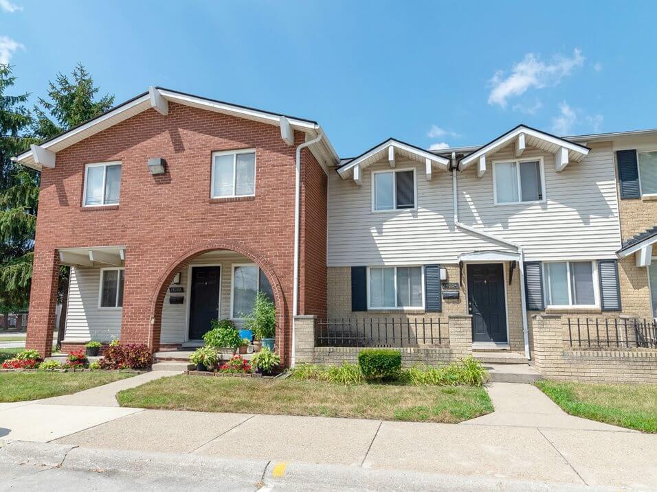 Gateway Townhomes in Romulus, MI - Foto de edificio