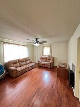 660 W Whillock St in Fayetteville, AR - Building Photo - Building Photo